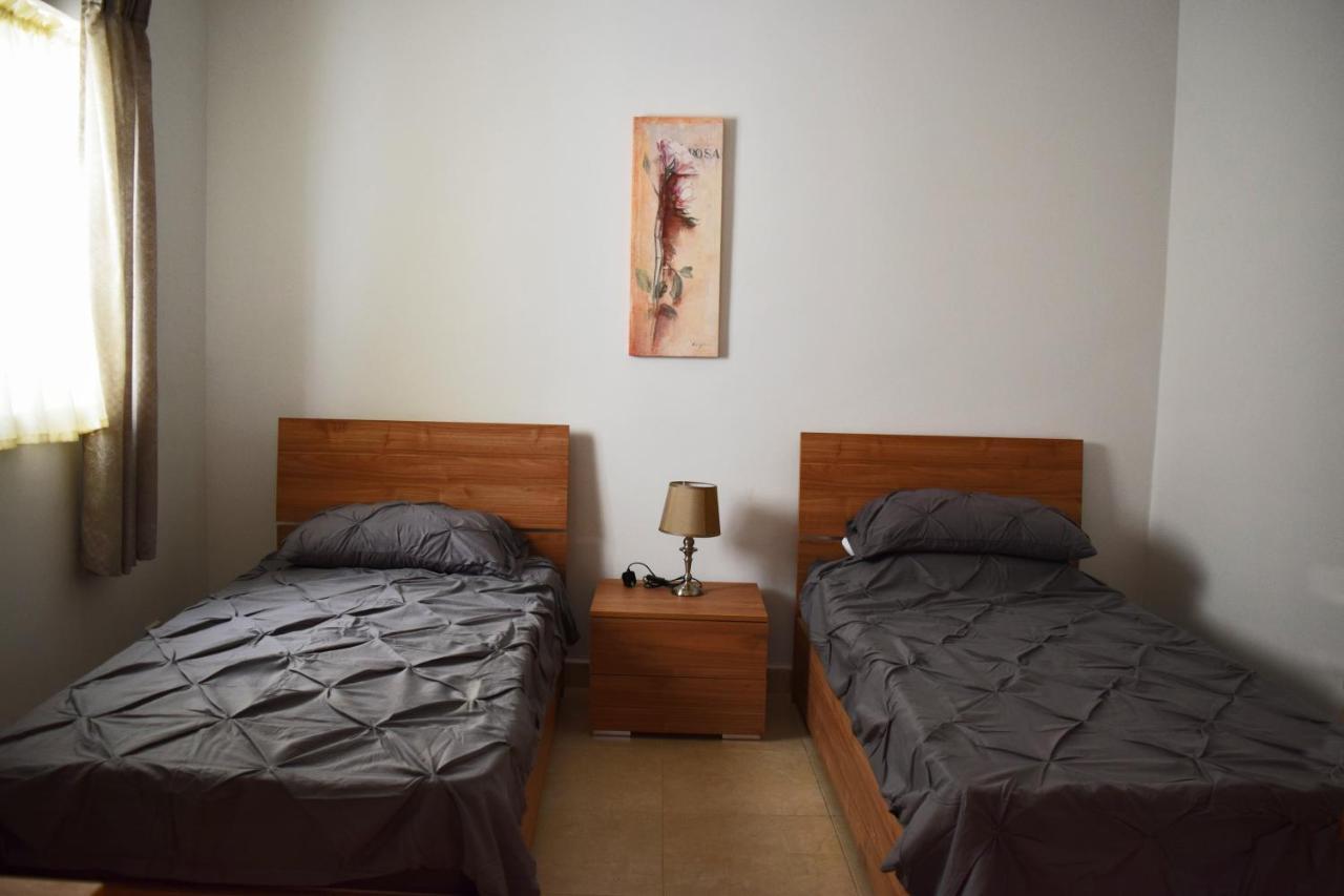 Da Vinci 3 Bedroom Apartment 멜리에하 외부 사진