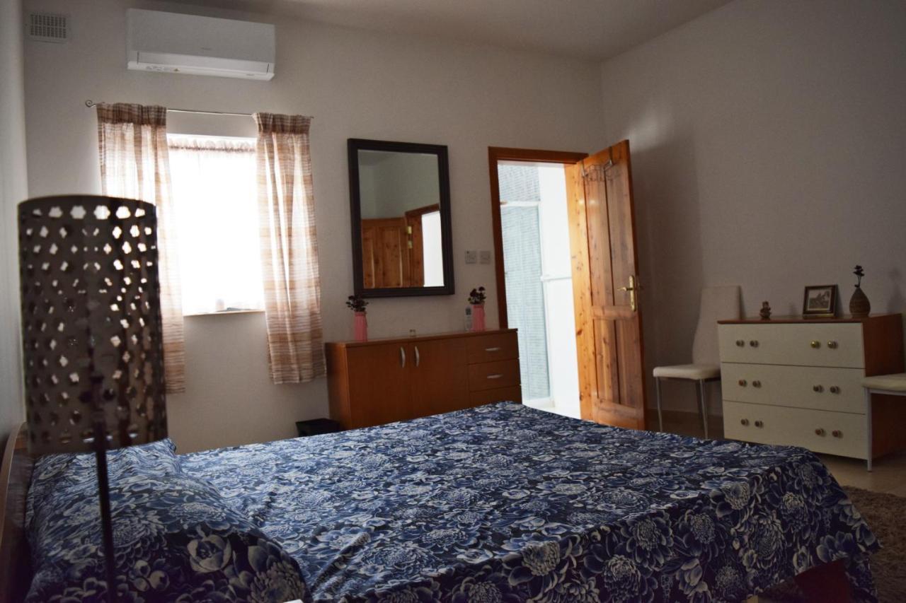 Da Vinci 3 Bedroom Apartment 멜리에하 외부 사진